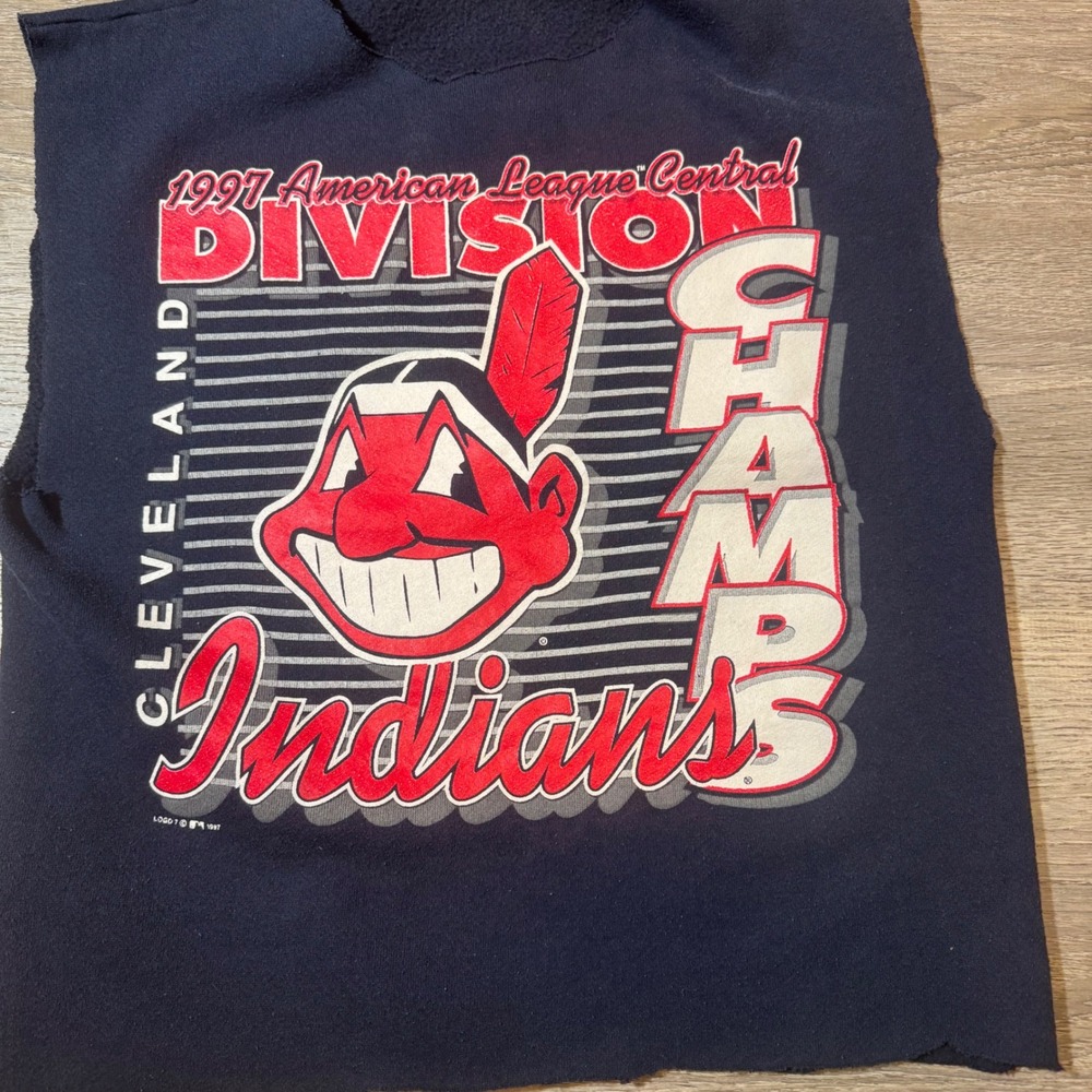 1997 Cleveland Indians Chopped crew neck